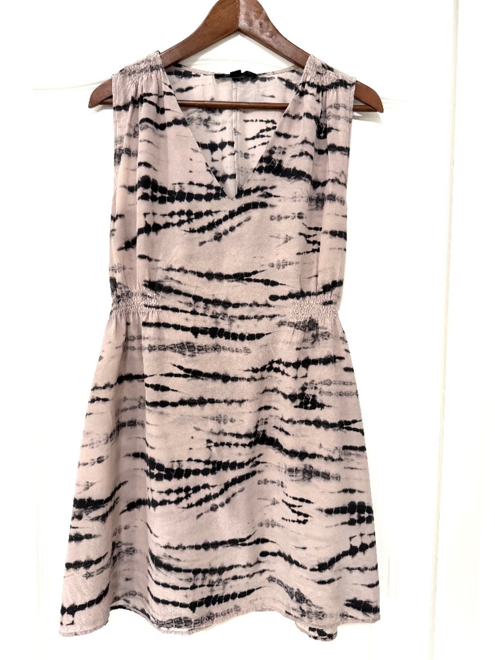 AllSaints Ille Tie Dye Silk Mini Dress V-Neck Pink Black Size 8